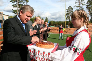 На переднем плане председатель ассоциации "Белорусская федерация футбола" Геннадий Невыглас. Фото Ольги Банщиковой.