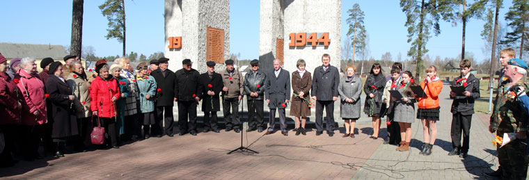 11 апреля бывшие несовершеннолетние узники фашистских концлагерей собрались на мемориальном комплексе «Звезда»