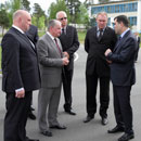 Проект завершен &ndash; ждем продолжения. На снимке: VIP-гости УОРа, справа руководитель БФБ В.Вакульчик. Фото Н.Авсеева