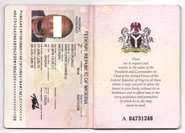 Полоцкие пограничники задержали гражданина Нигерии с поддельным паспортом