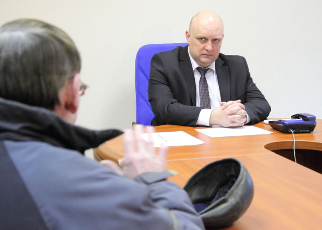 Очередной прием граждан по личным вопросам провел председатель Новополоцкого горисполкома Дмитрий Демидов